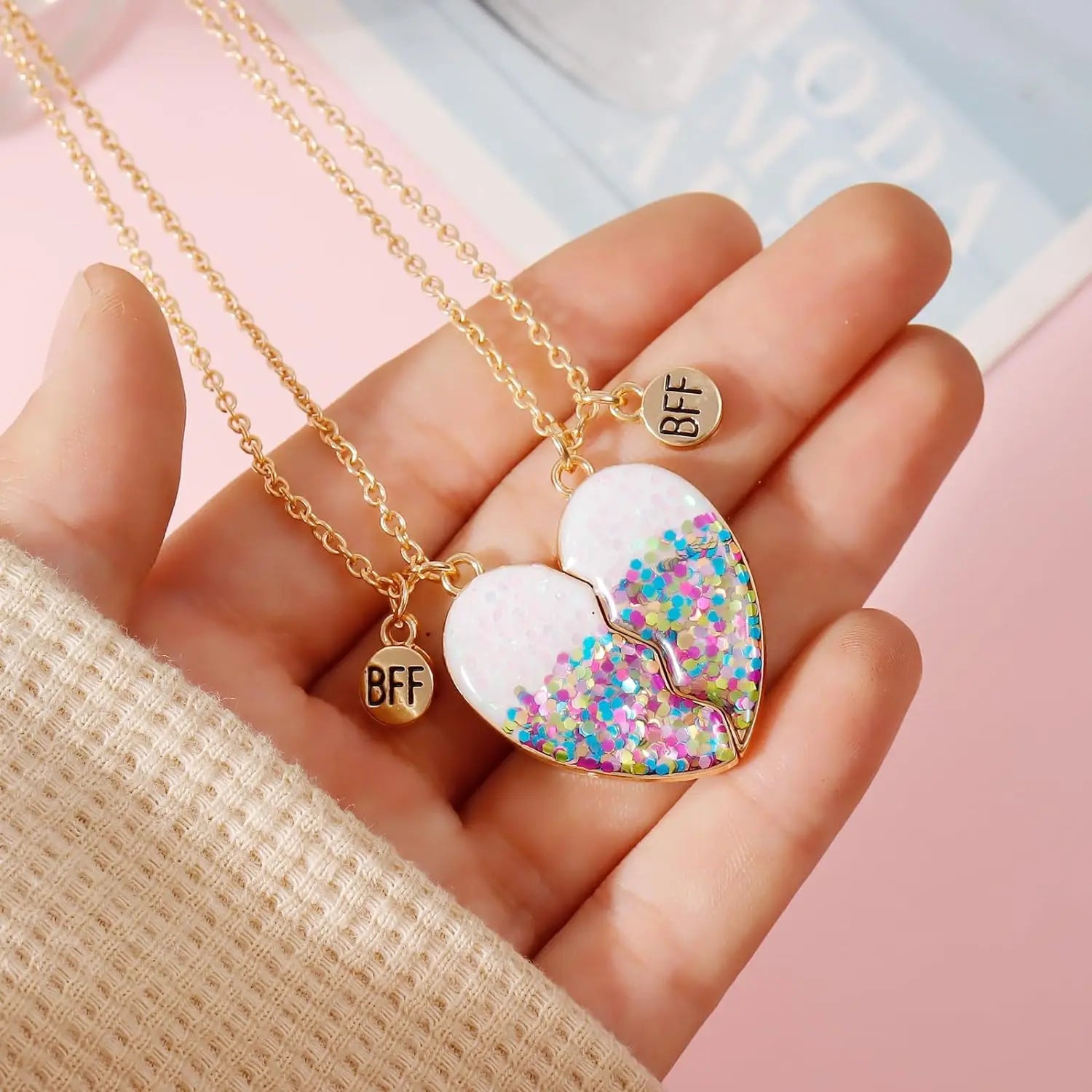 Bff Necklaces for 2 Girls Trendy Matching Friendship Stuff Half Heart Pendant Sister Birthday Gifts for Daughter Best Friend